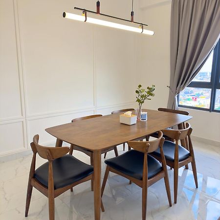 Troika Kota Bharu Penthouse Homestay Exteriör bild
