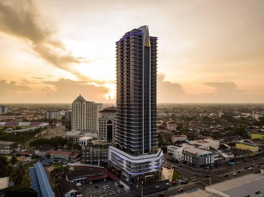 Troika Kota Bharu Penthouse Homestay Exteriör bild
