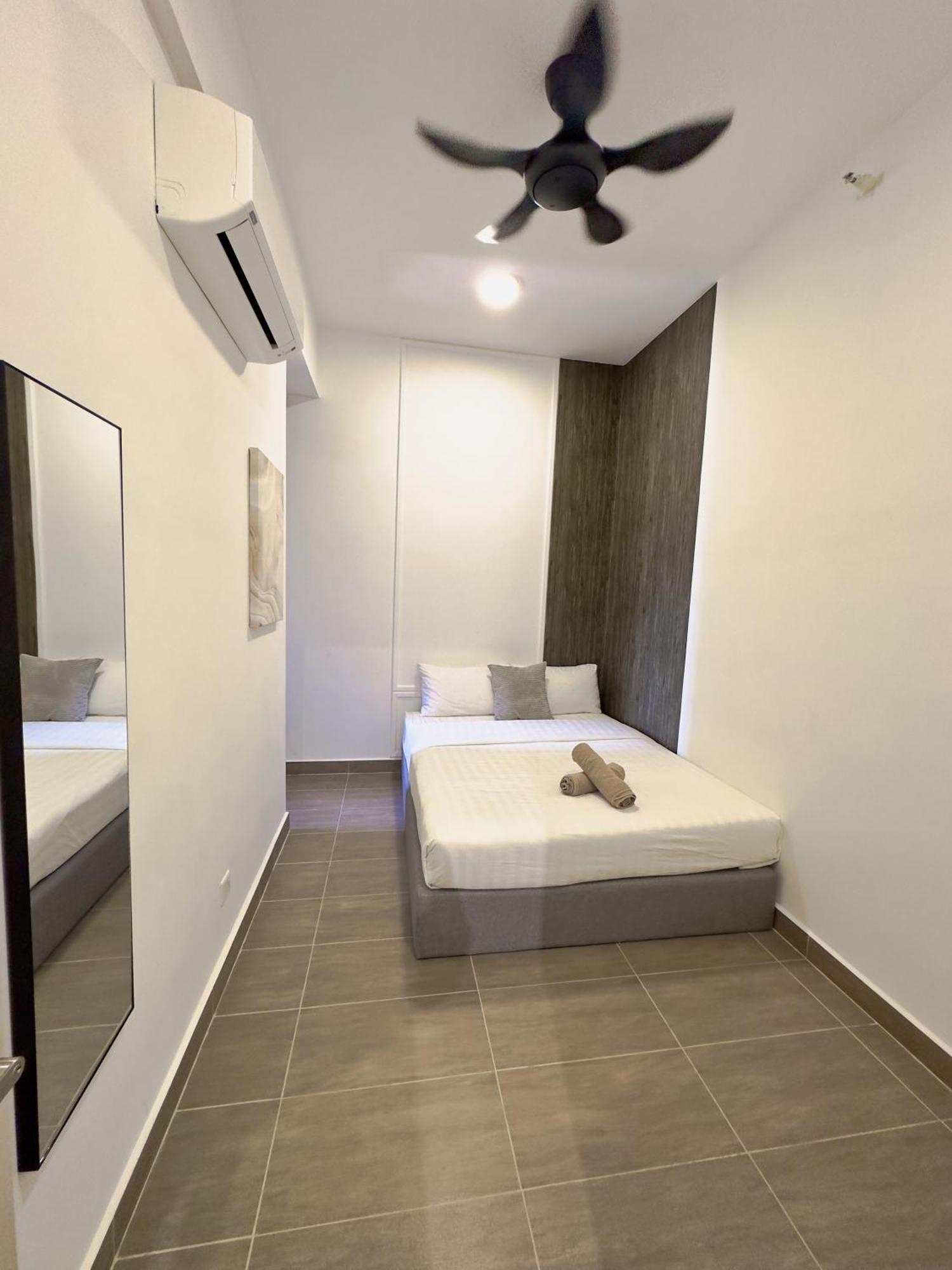 Troika Kota Bharu Penthouse Homestay Exteriör bild